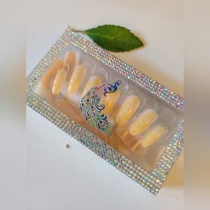 New boutique medium yellow swirl presson nail tips+ box